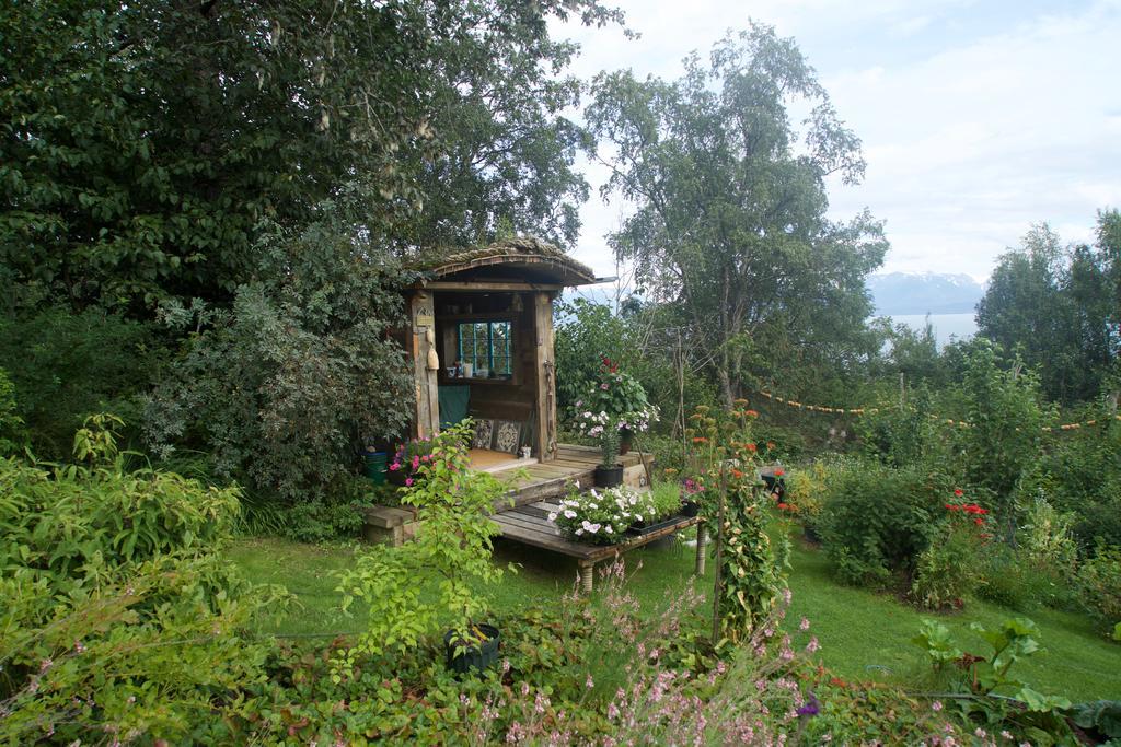 Brigitte'S Bavarian Bed Und Breakfast Millers Landing Exteriér fotografie